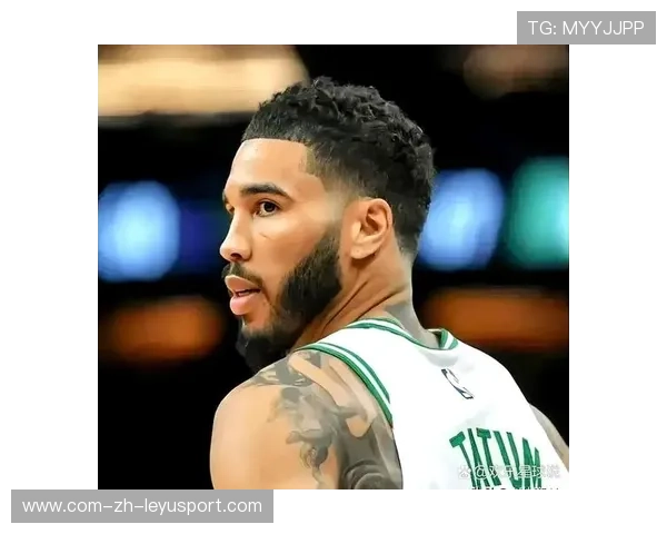 塔图姆多次打破防线,凯尔特人攻势如洪流